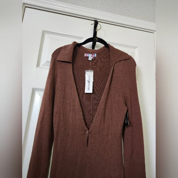 Urban Outfitters Brown Ribbed Long-Sleeve Zipper Jumpsuit - Picture 5 of 13